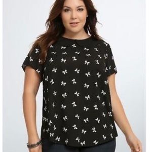 TORRID Bow Print Peter Pan Collar Georgette Blouse